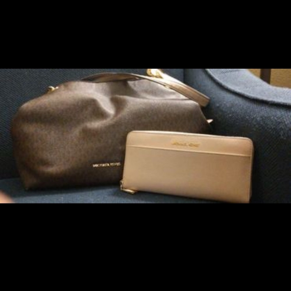 Michael Kors Purse and wallet